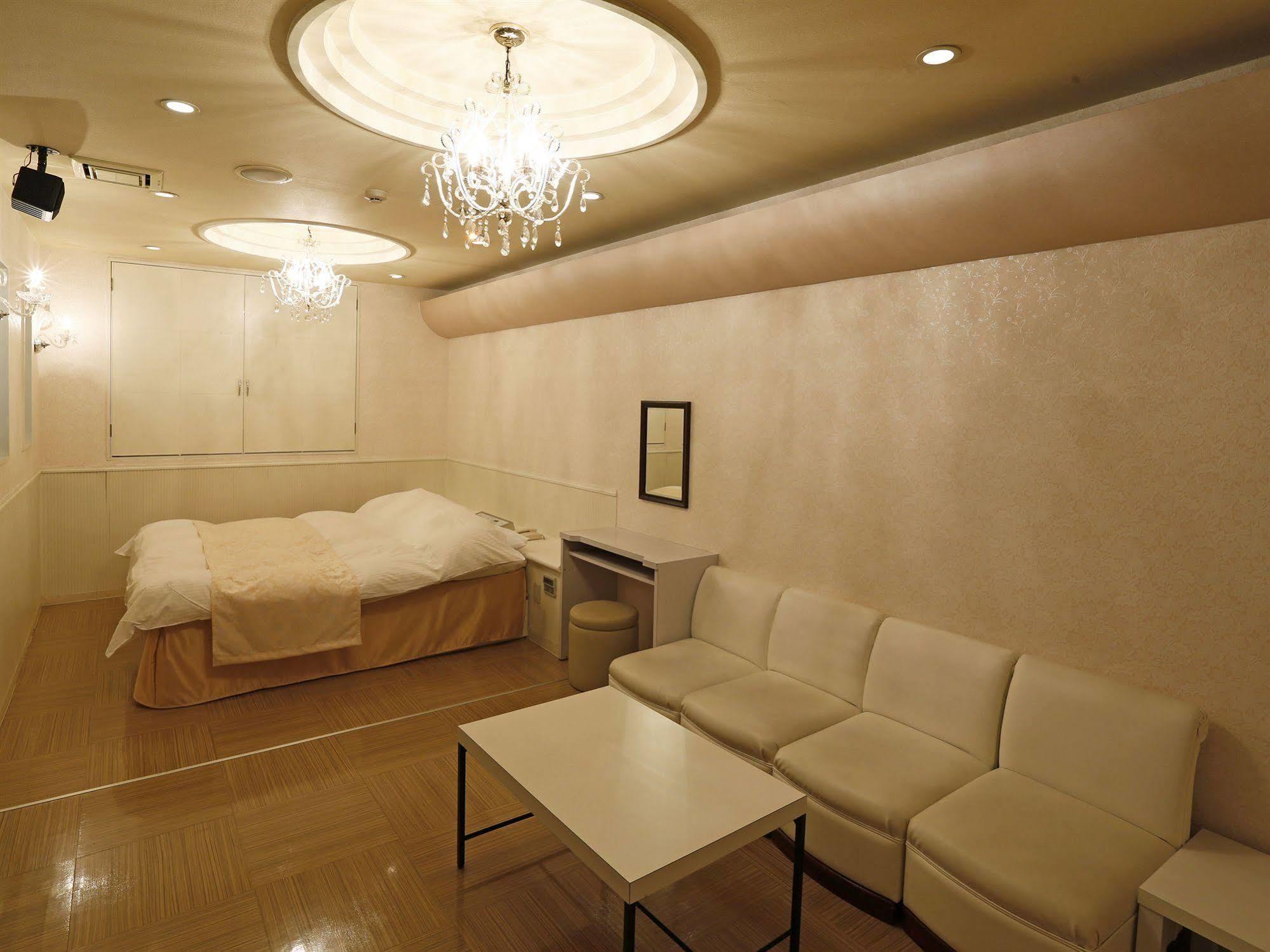 Hotel Fine Garden Gifu (Adults Only) Kakamigahara Bagian luar foto